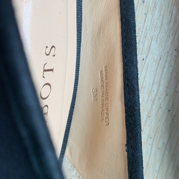 Fun Polka dot 1” pumps - Picture 7 of 7